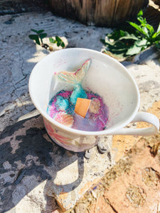 Teacup Candle Piece. Mermaid tail and shells are also candle. Bamboo wick. Scented in Ocean White Chocolate Escape 🌊🥰