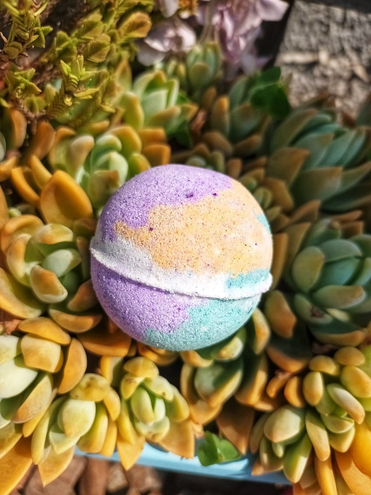 Small Fenjal & Ocean Escape Scented Bath Bomb