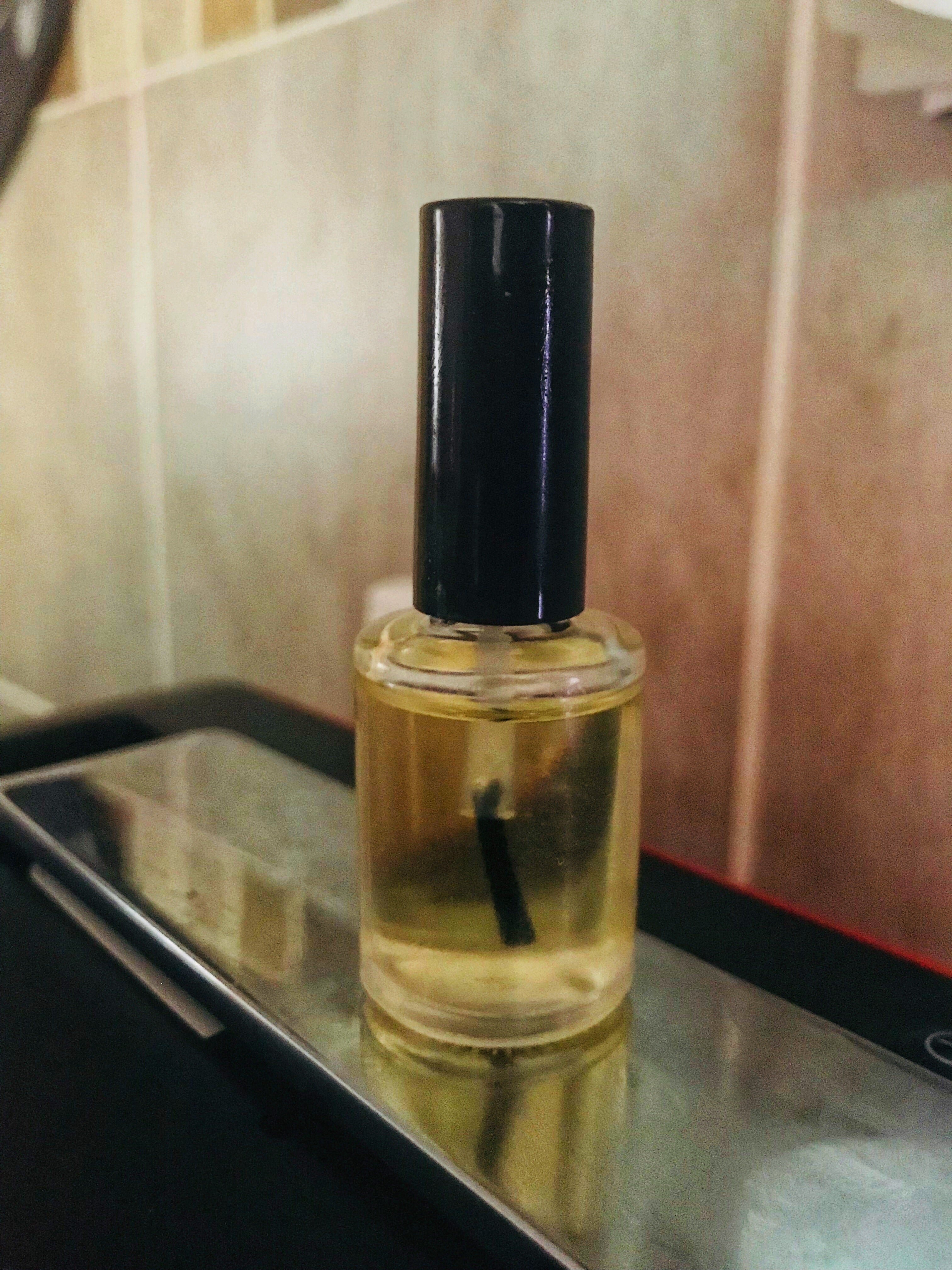 Cuticle and nail strenghtening oil 50ml