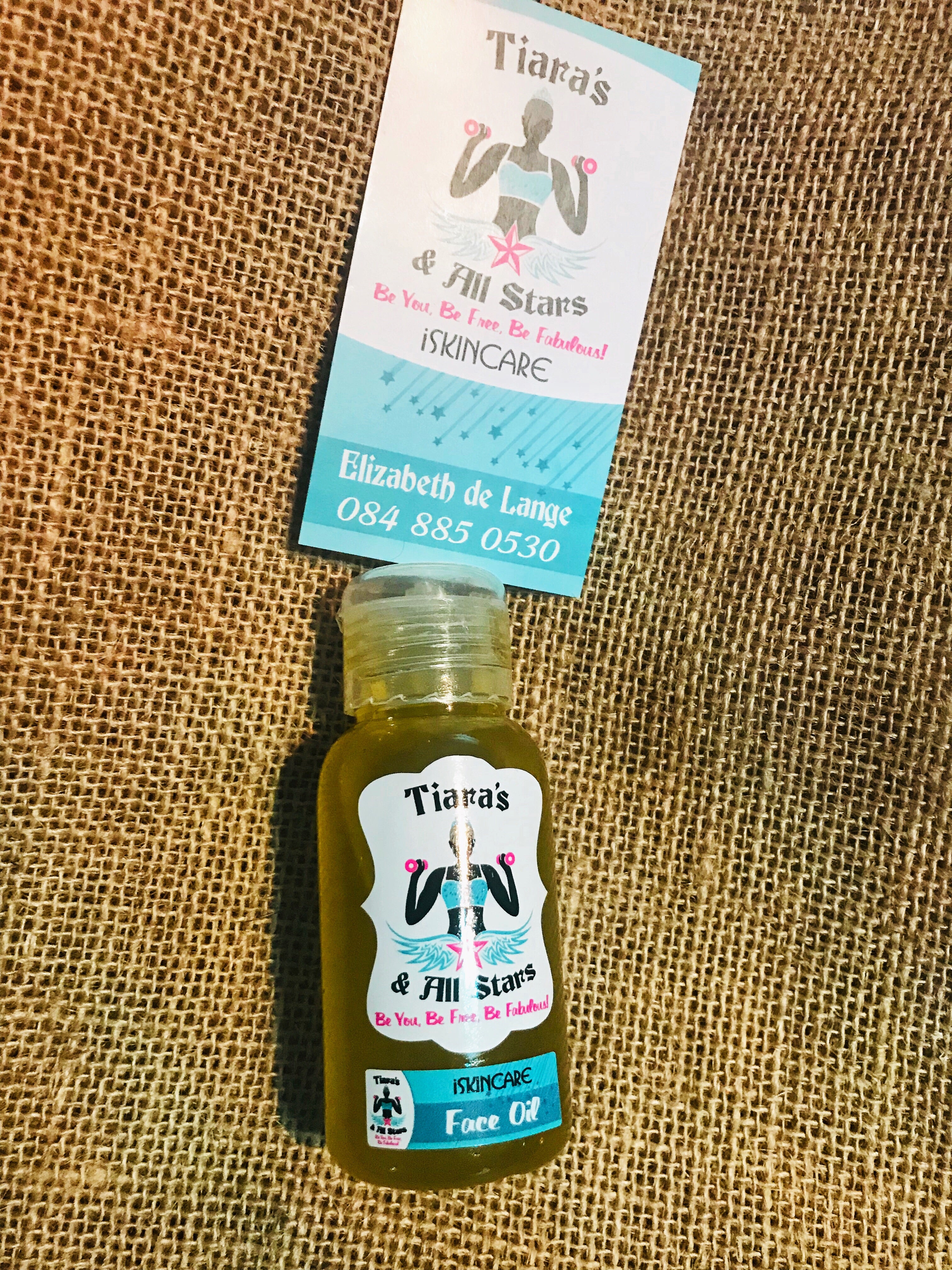 50ml all natural face oil to fight signs of aging and dark spots. Easy absorbtion