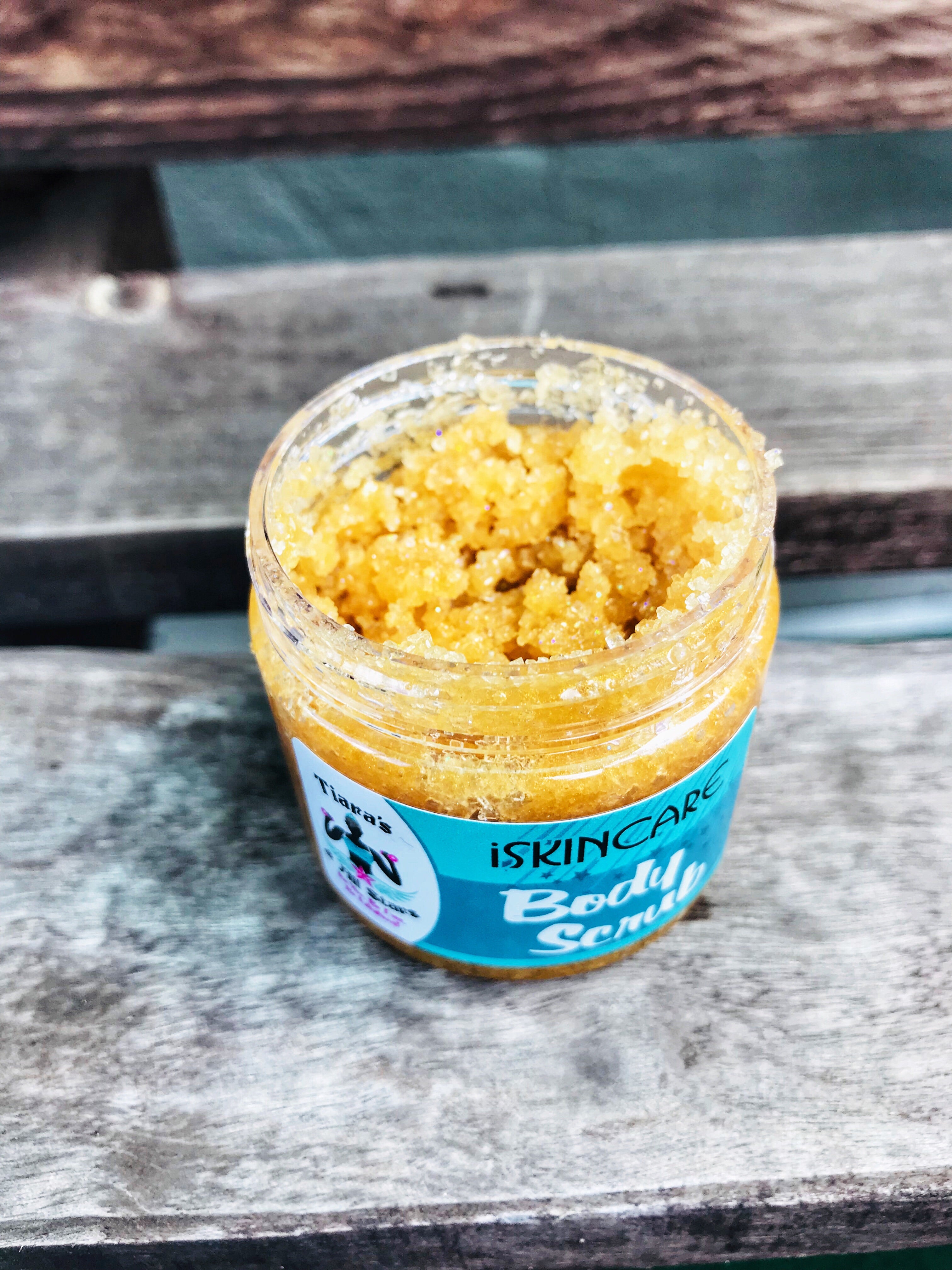 Frankincense, Gold and Myhrr body scrub 50ml