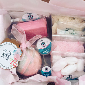 Pamper Box Bath, Body and skincare