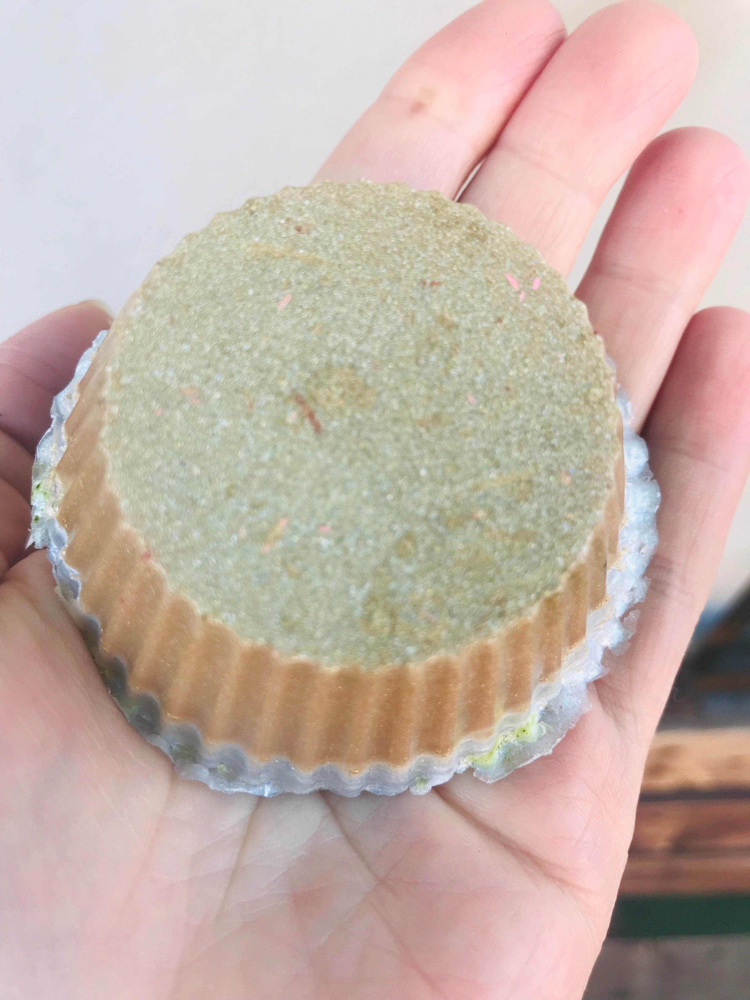 Gold shimmer cupcake soap 90g