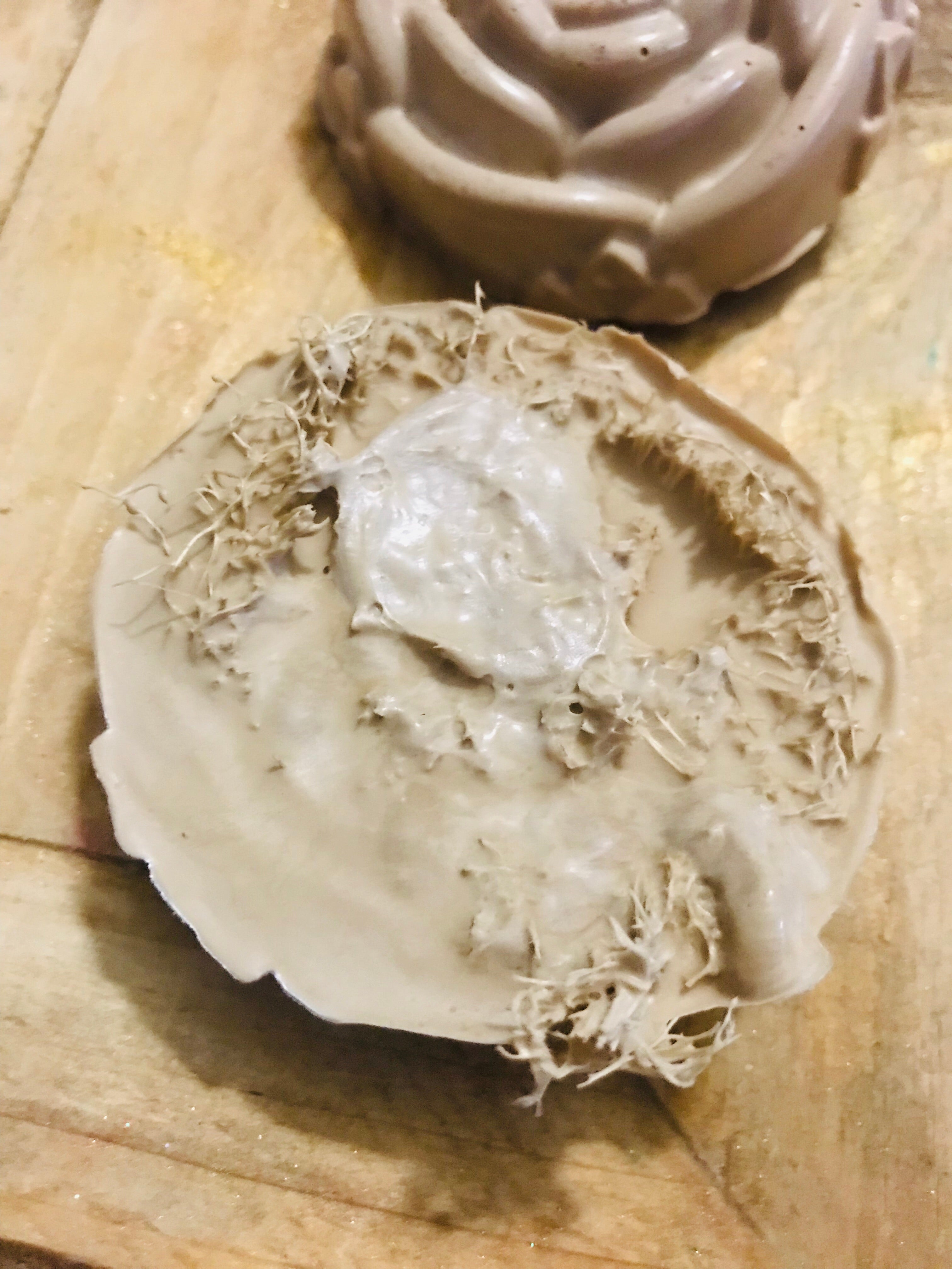Rose shaped loofah champagne soap